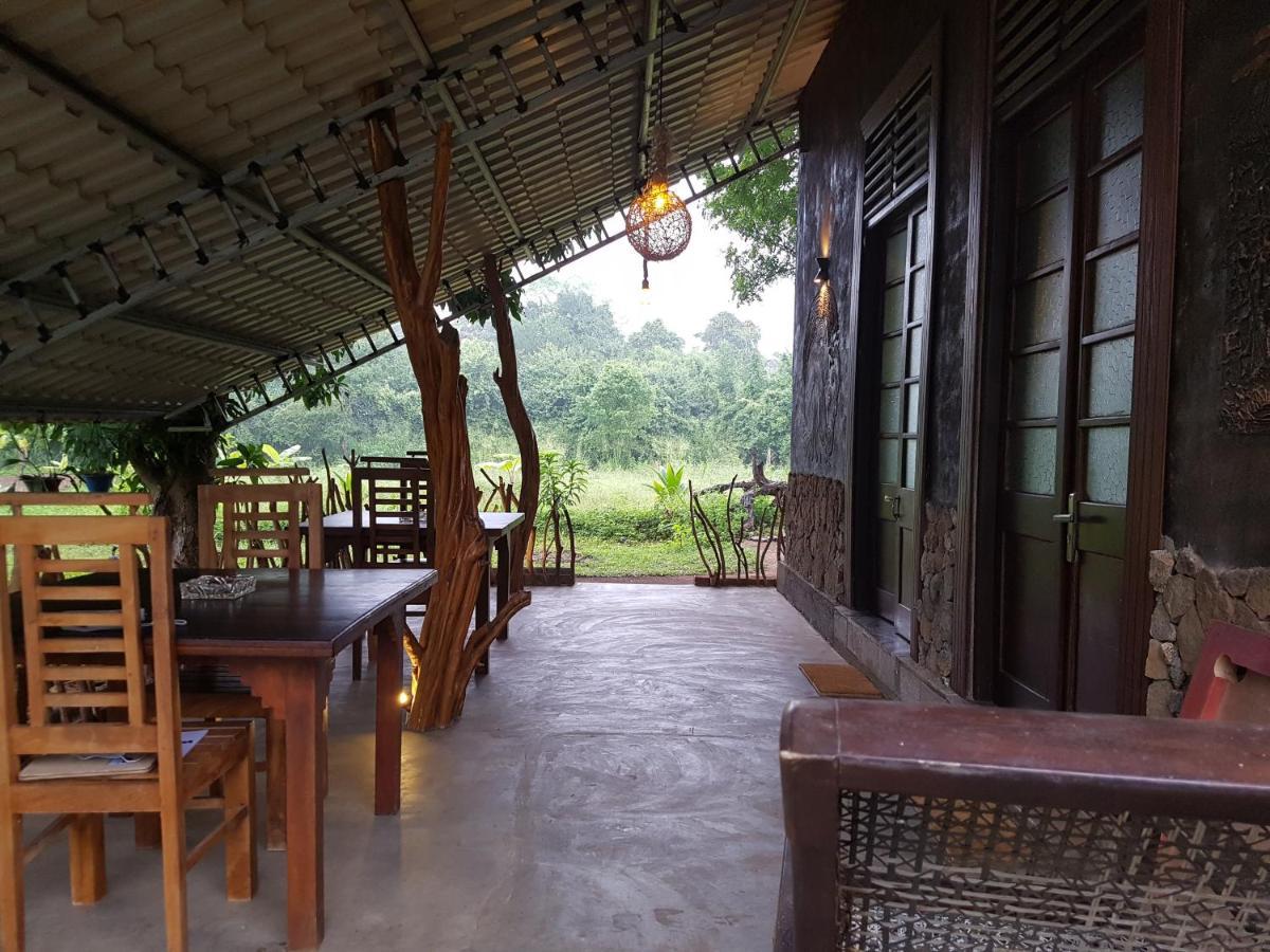 Ceylon Resort Wilpattu Buitenkant foto